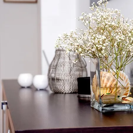 Dinos Place Апартаменты *