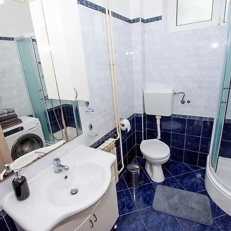 Apartamento Dinos Place